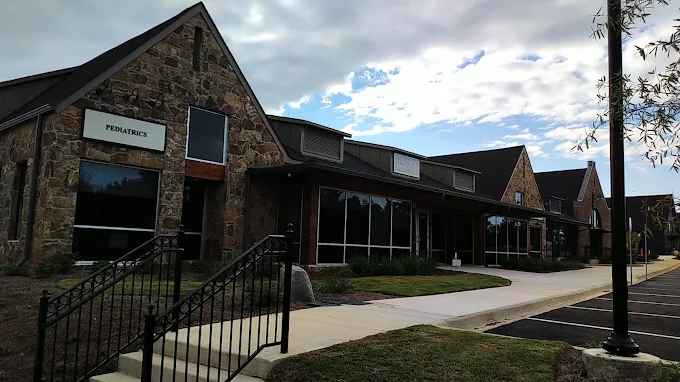 Ross Bridge Medical Center office building exterior